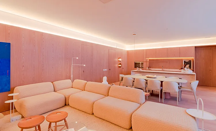 Decorado do KAÁ em 2023: as peças de design e as obras de arte