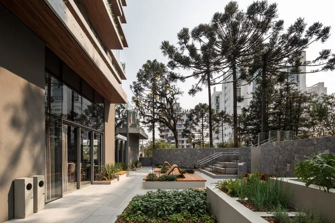 Qualidade de vida na arquitetura: horta, academia e bike station