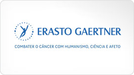 Erasto Gaertner comater o câncer com humanismo, ciência e afeto
