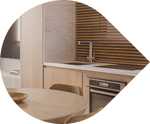 Cozinha integrada à sala de jantar com acabamento em tons claros em apartamento do BIOOS Barigui, residencial 60+ da Construtora Laguna